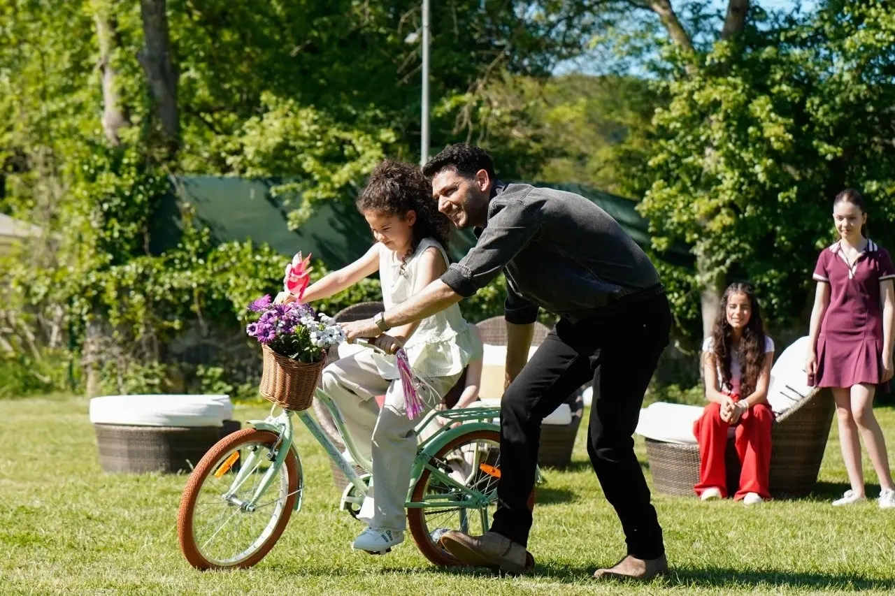 Gallery image 7 for Guller Ve Gunahlar Episode 30 Preview And Stills