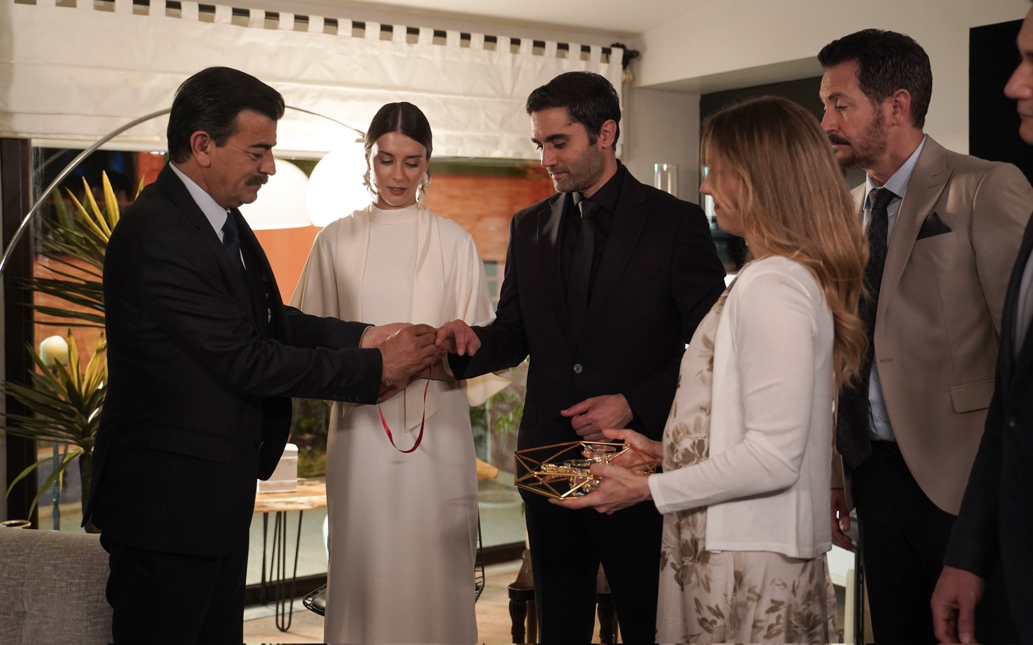 Gallery image 3 for Teskilat Episode 183 Preview And Stills 