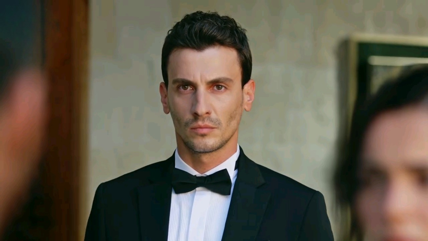 Gallery image 11 for The First Teaser Of Mercan Kosk Is Out!