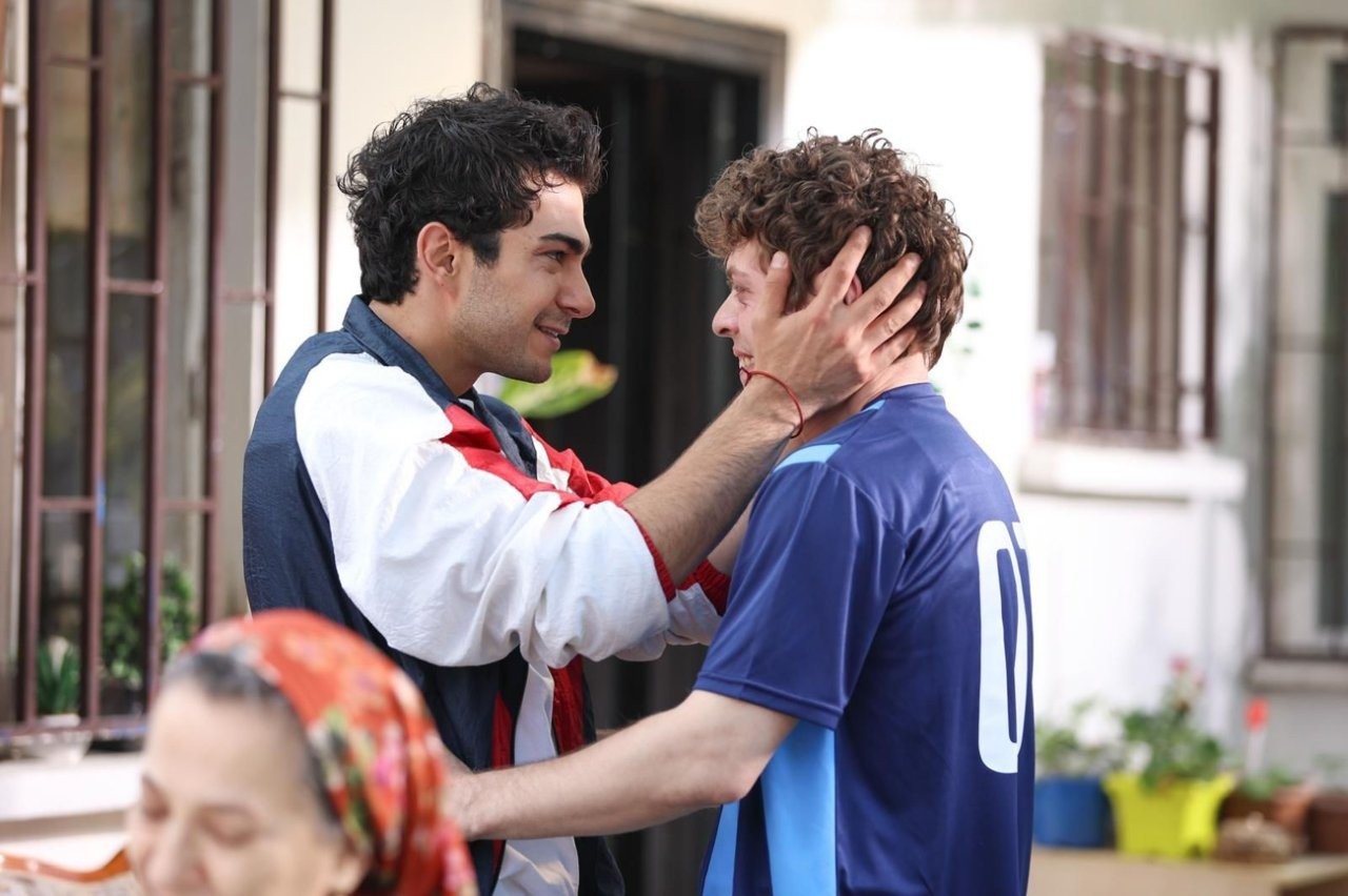 Gallery image 3 for Alti Ustu Istanbul: Football, Dreams, and the Divided Streets of Istanbul