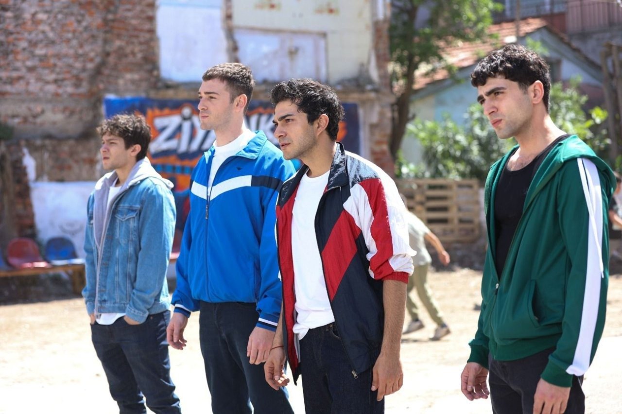 Gallery image 12 for Alti Ustu Istanbul: Football, Dreams, and the Divided Streets of Istanbul