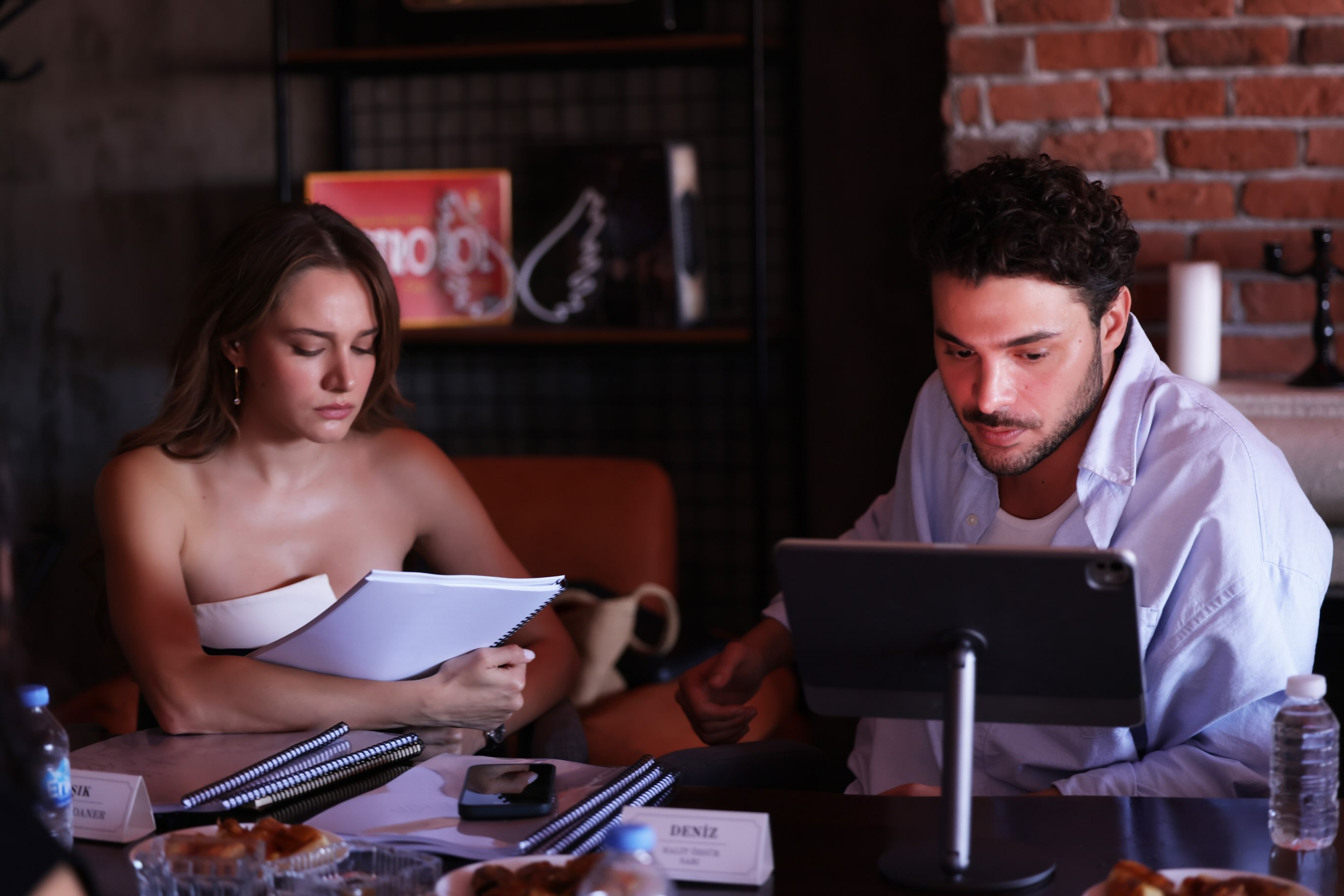 Gallery image 6 for Alikara Which Unites Miray Dener And Halit Ozgur Sari Has Begun Filming 