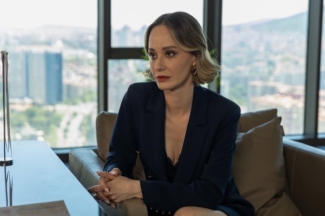 Gallery image 11 for Muhtemel Ask Episode 1 Preview And Stills 