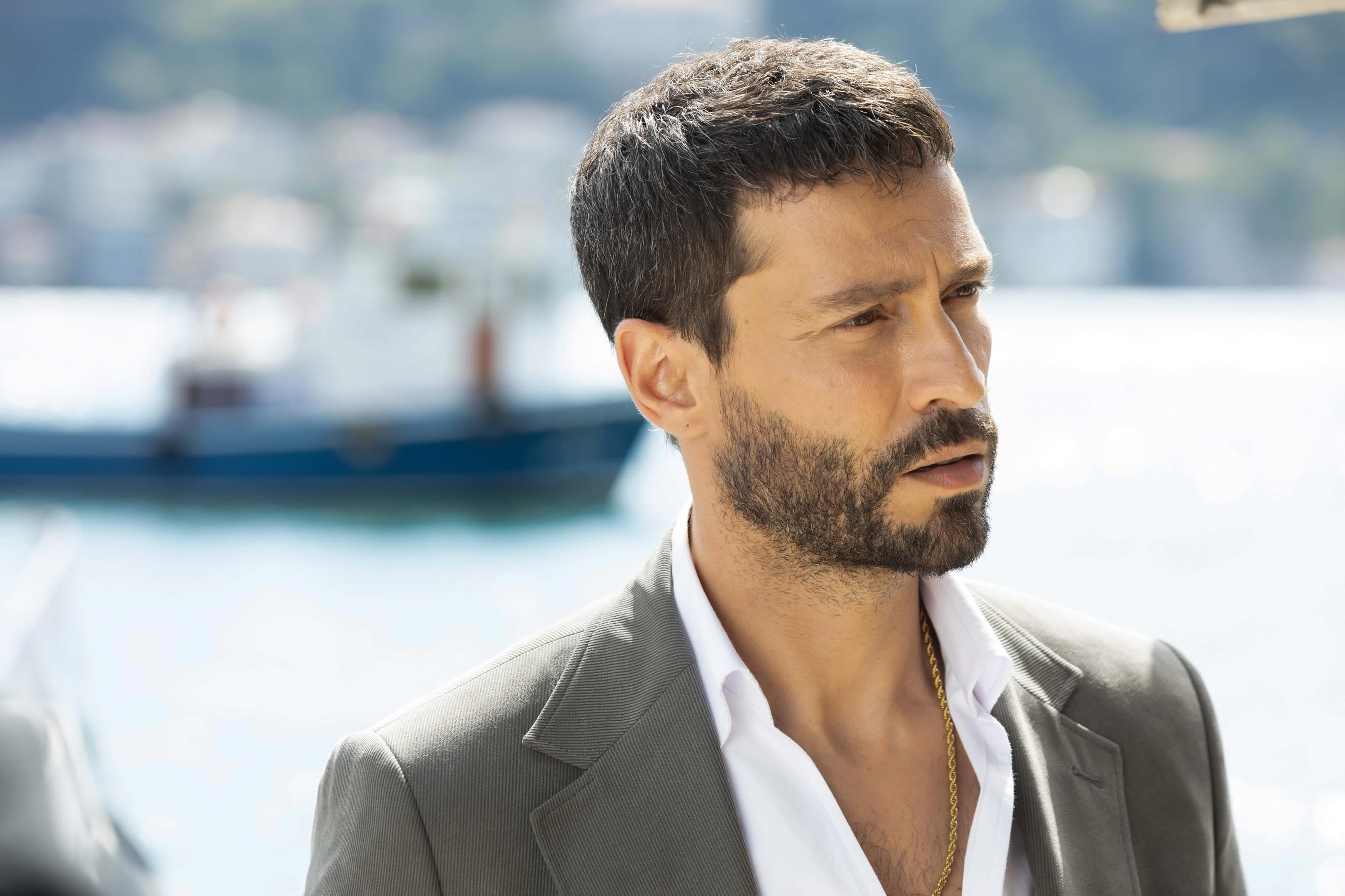 Gallery image 3 for Muhtemel Ask Episode 3 Preview And Still