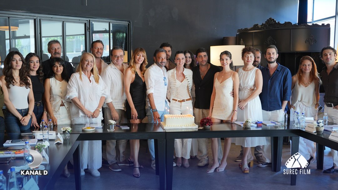 Gallery image 8 for The Official Pictures From The Scrip Reading Of Haysiyet Are Out!