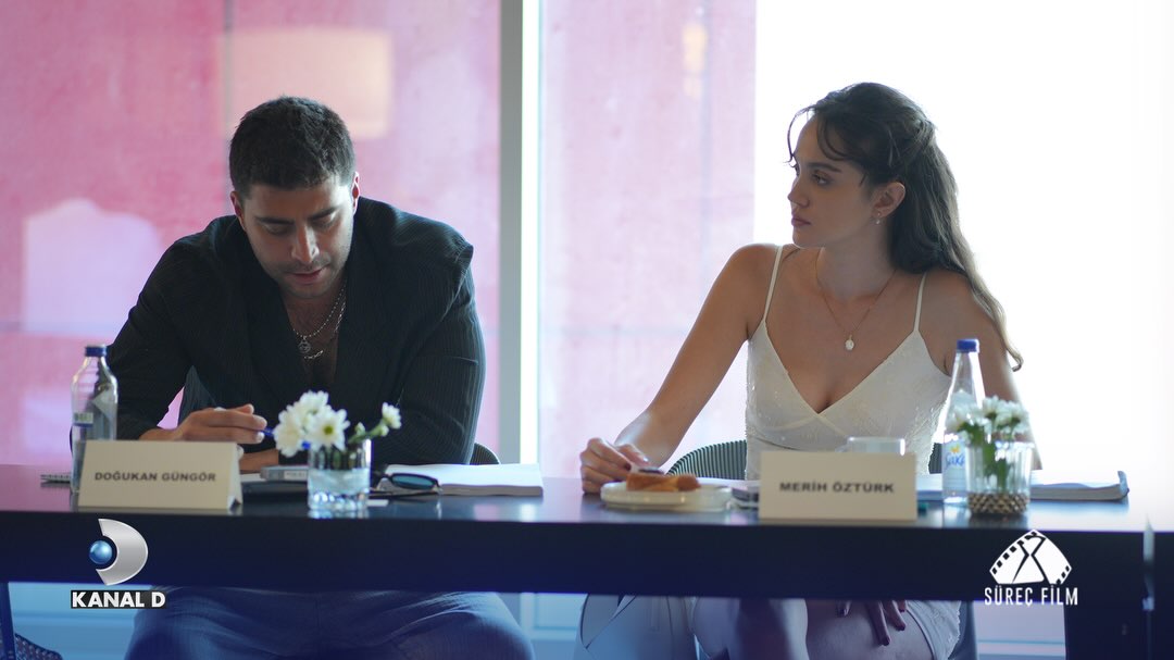 Gallery image 2 for The Official Pictures From The Scrip Reading Of Haysiyet Are Out!
