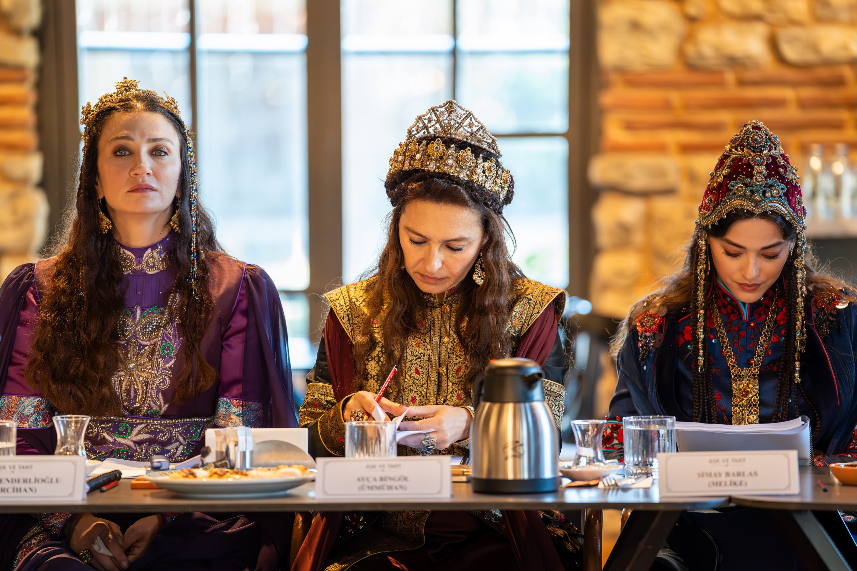 Gallery image 3 for Ask Ve Taht: Script Reading Reflects The Majestic Medieval Grandeur Of The Seljuk Palace