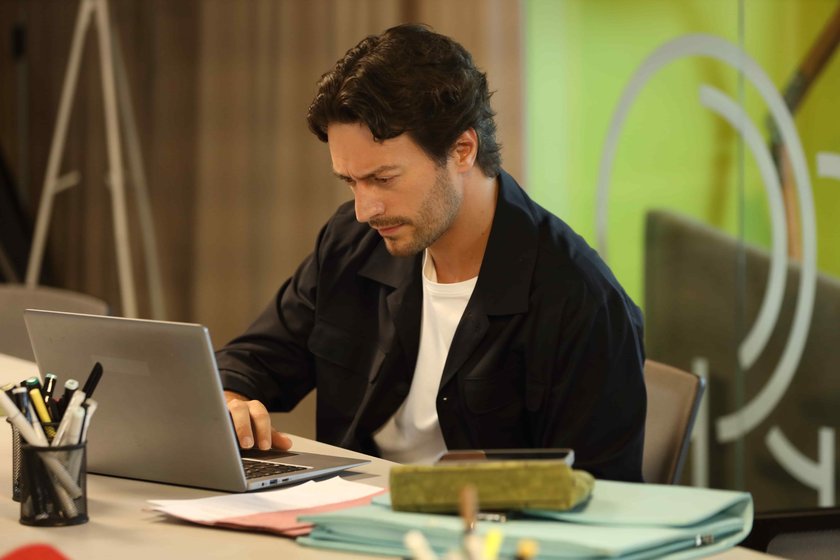 Gallery image 4 for Muhtemel Ask Episode 6 Preview And Stills