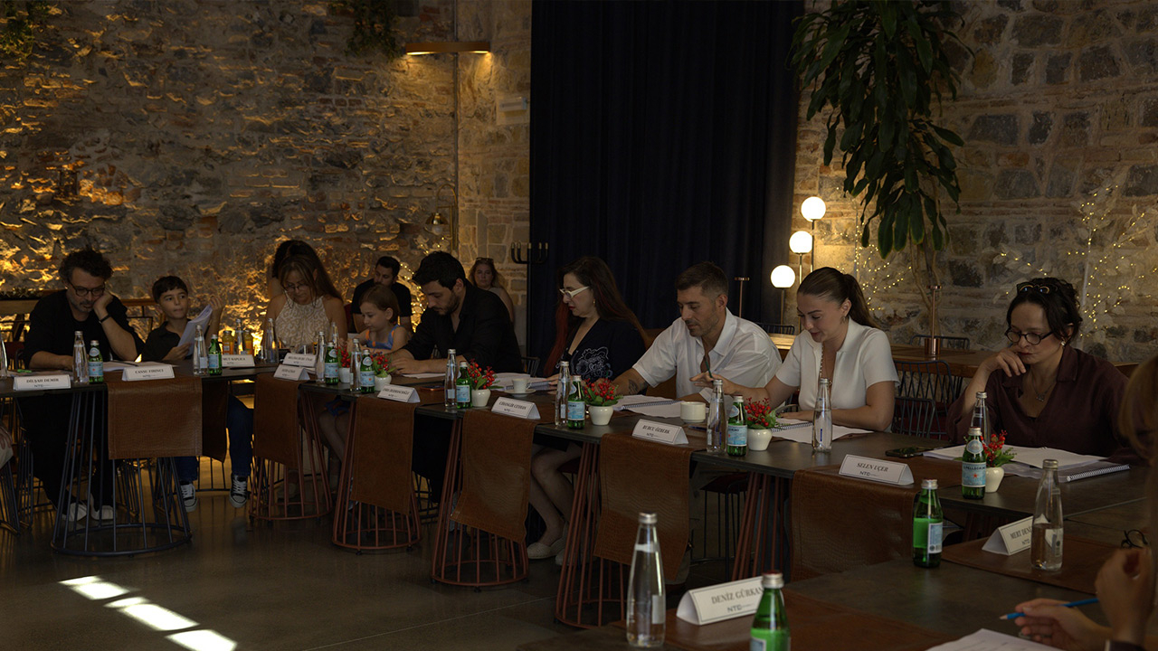 Gallery image 5 for Anne Yarisi: New Cappadocia Drama Featuring Burcu Ozberk And Cihangir Ceyhan